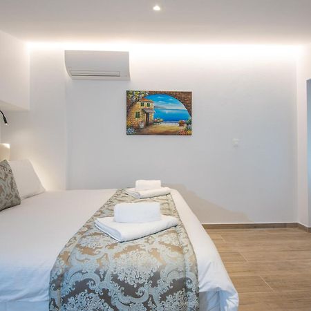 Ammos Lux Apartments Crete Agios Nikolaos  Bagian luar foto