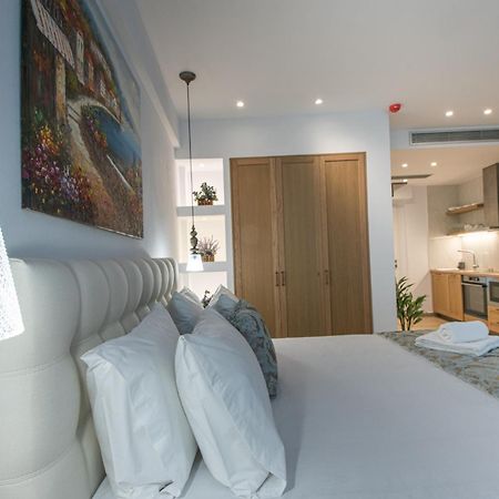 Ammos Lux Apartments Crete Agios Nikolaos  Bagian luar foto