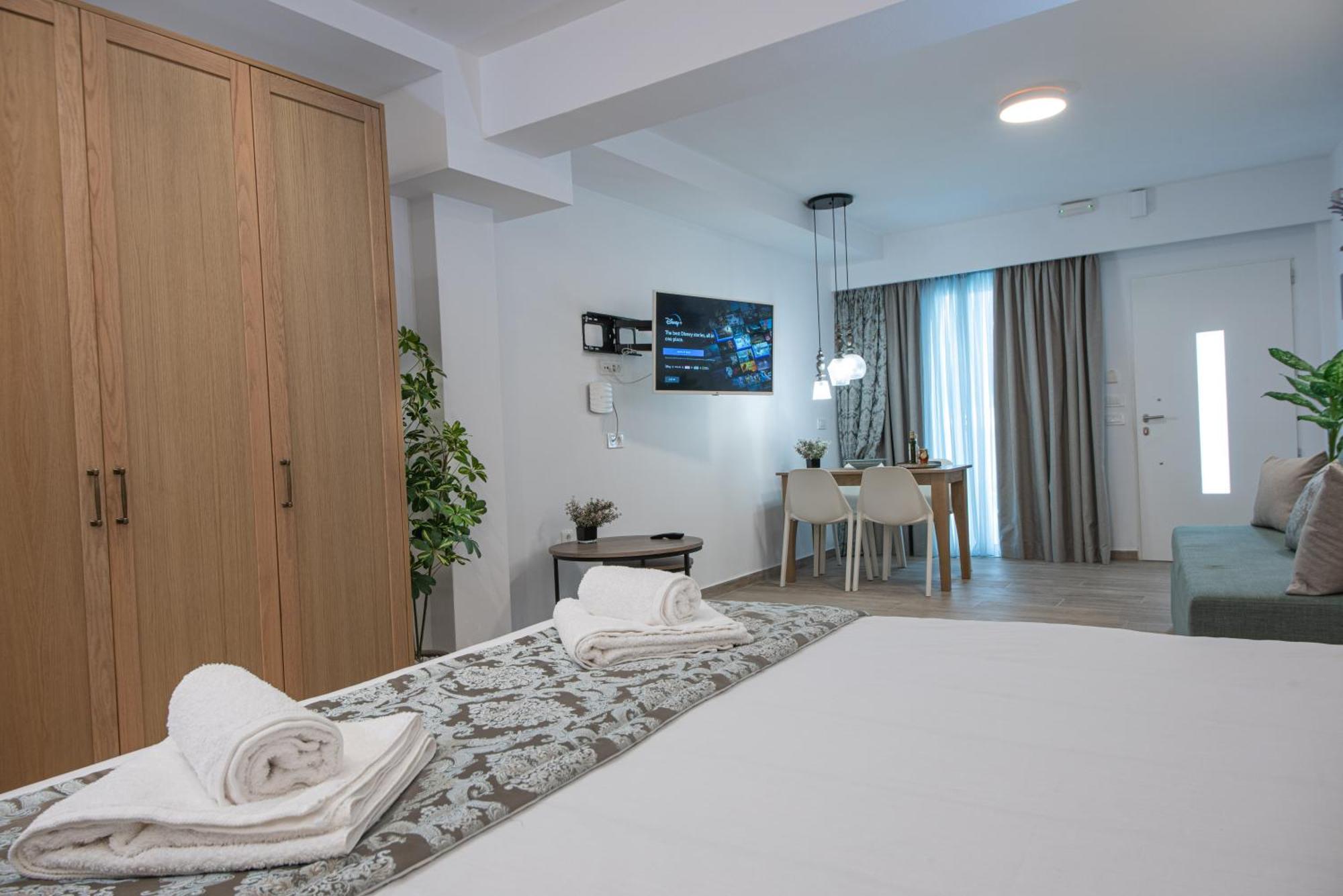 Ammos Lux Apartments Crete Agios Nikolaos  Bagian luar foto